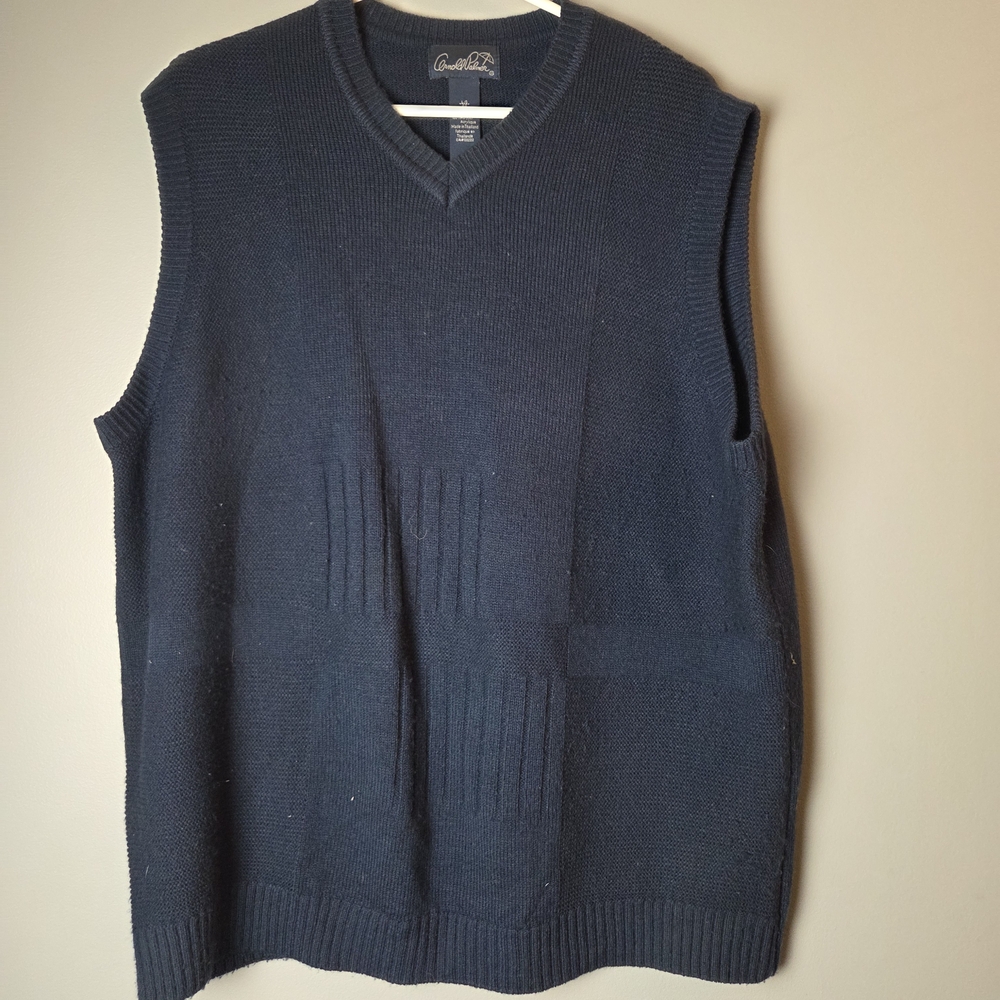 Men's Navy V-Neck Sweater Vest